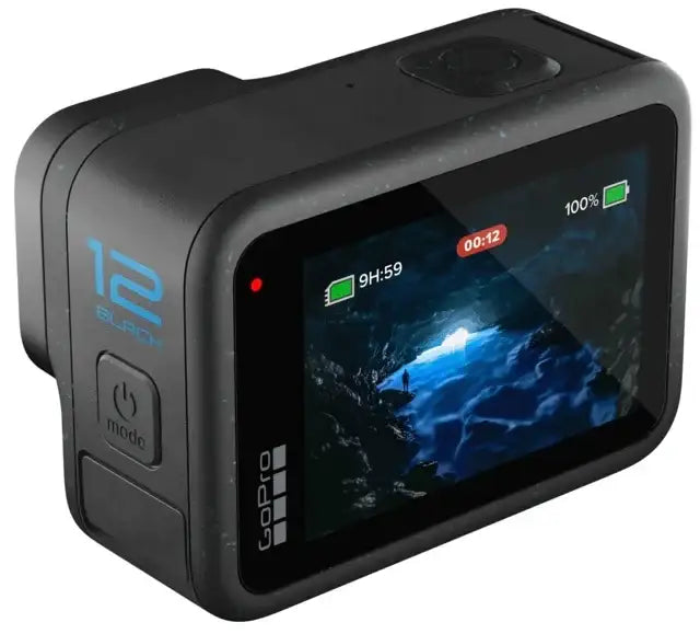 GoPro Hero 12 Black actionkamera med skärm som visar undervattensutsikt genom grotta