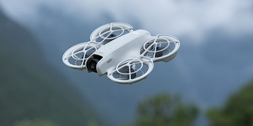 DJI Neo Drönare starta från handen